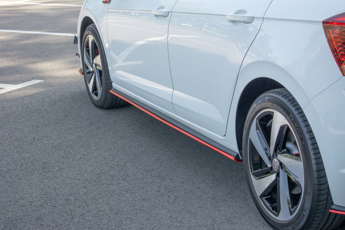 Side Skirts Diffusers VW Polo GTI / R-line Mk6 schwarz Hochglanz – Ansicht 3