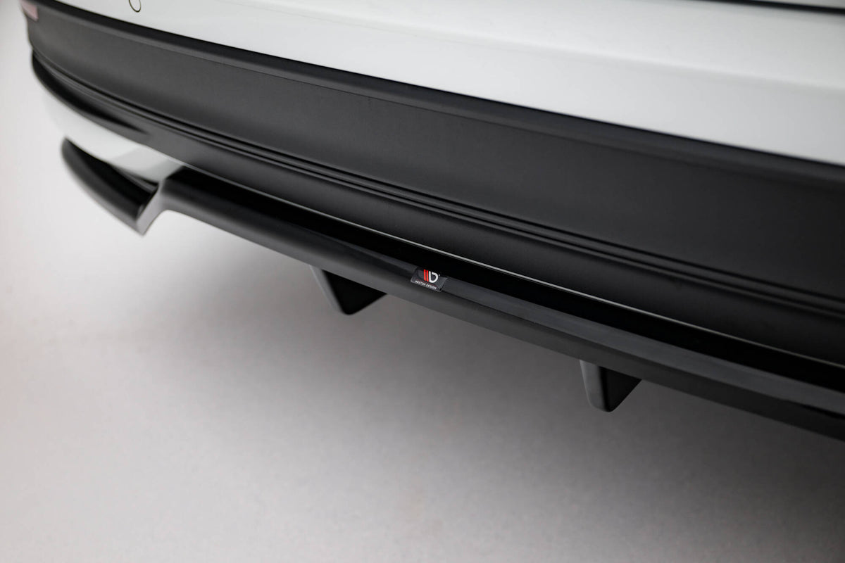 Street+ Mittlerer Diffusor RACE passend für VW Passat B9 schwarz Hochglanz – Ansicht 3