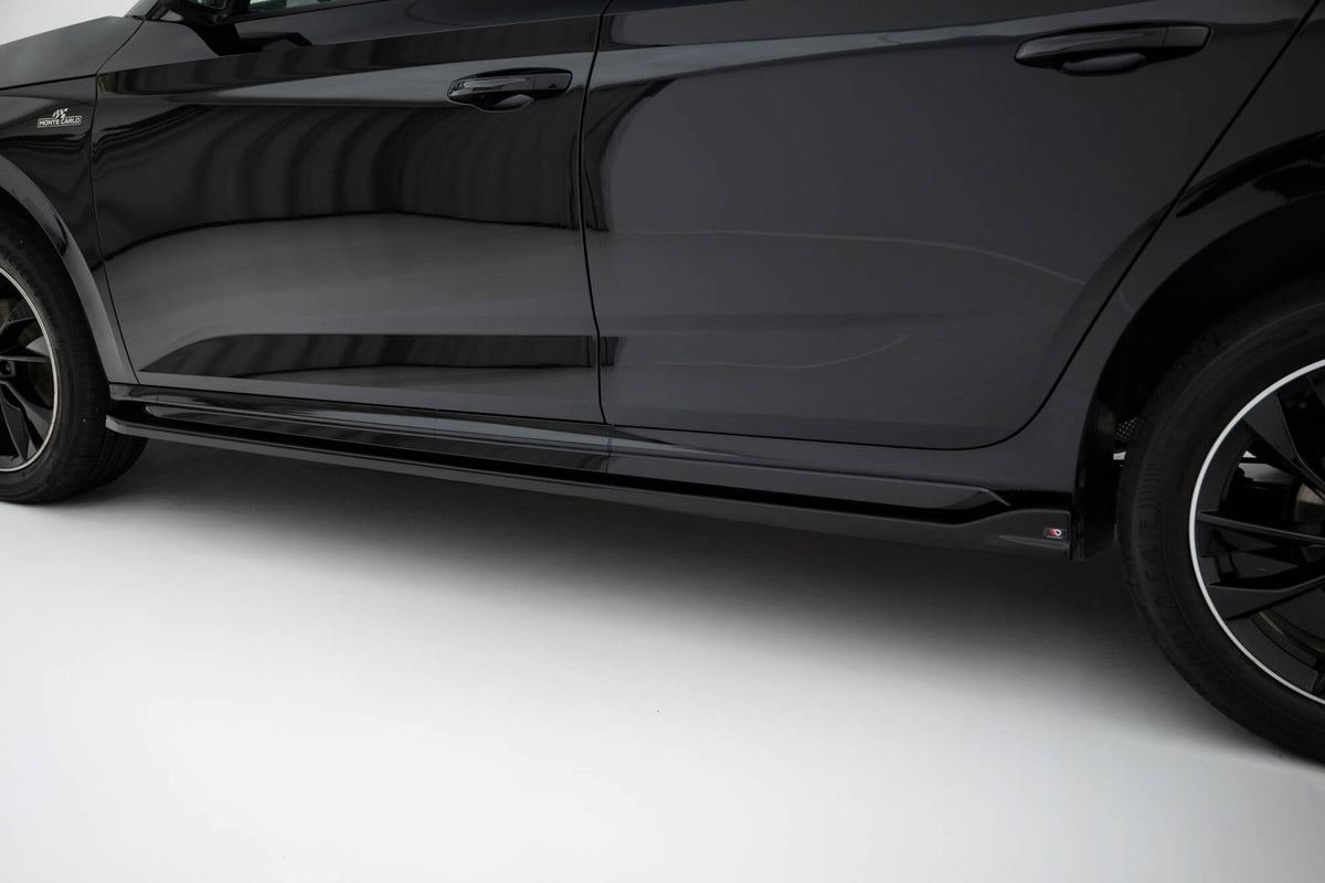 Street+ Seitenschweller Leisten passend für Skoda Kamiq Monte Carlo Mk1 Facelift schwarz Hochglanz – Ansicht 4