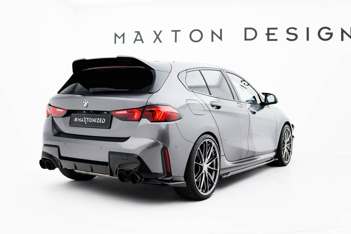 Heck Ansatz Flaps Diffusor V.5 passend für BMW M135i F70 schwarz Hochglanz – Ansicht 1