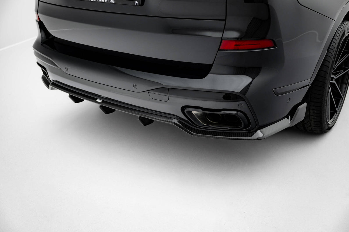 Prepreg Carbon Fiber Diffusor Heck Ansatz passend für BMW X7 M-Paket G07 Facelift (version mitout towbar) – Ansicht 1