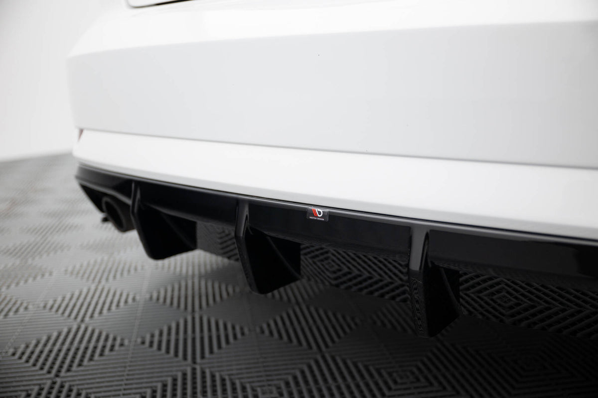 Diffusor Heck Ansatz passend für Audi A3 Limousine 8V Facelift  (Einzelauspuff li. re.) – Ansicht 3