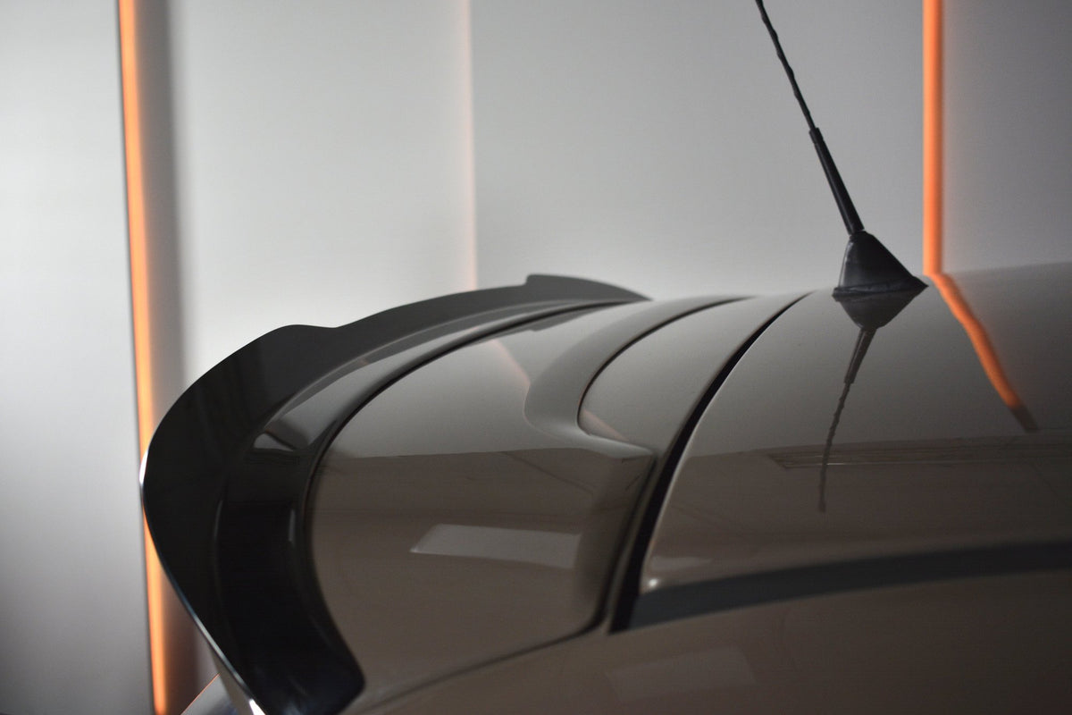 Heckspoiler Lippe FIAT 500 HATCHBACK SPORT vor Facelift schwarz Hochglanz – Ansicht 3