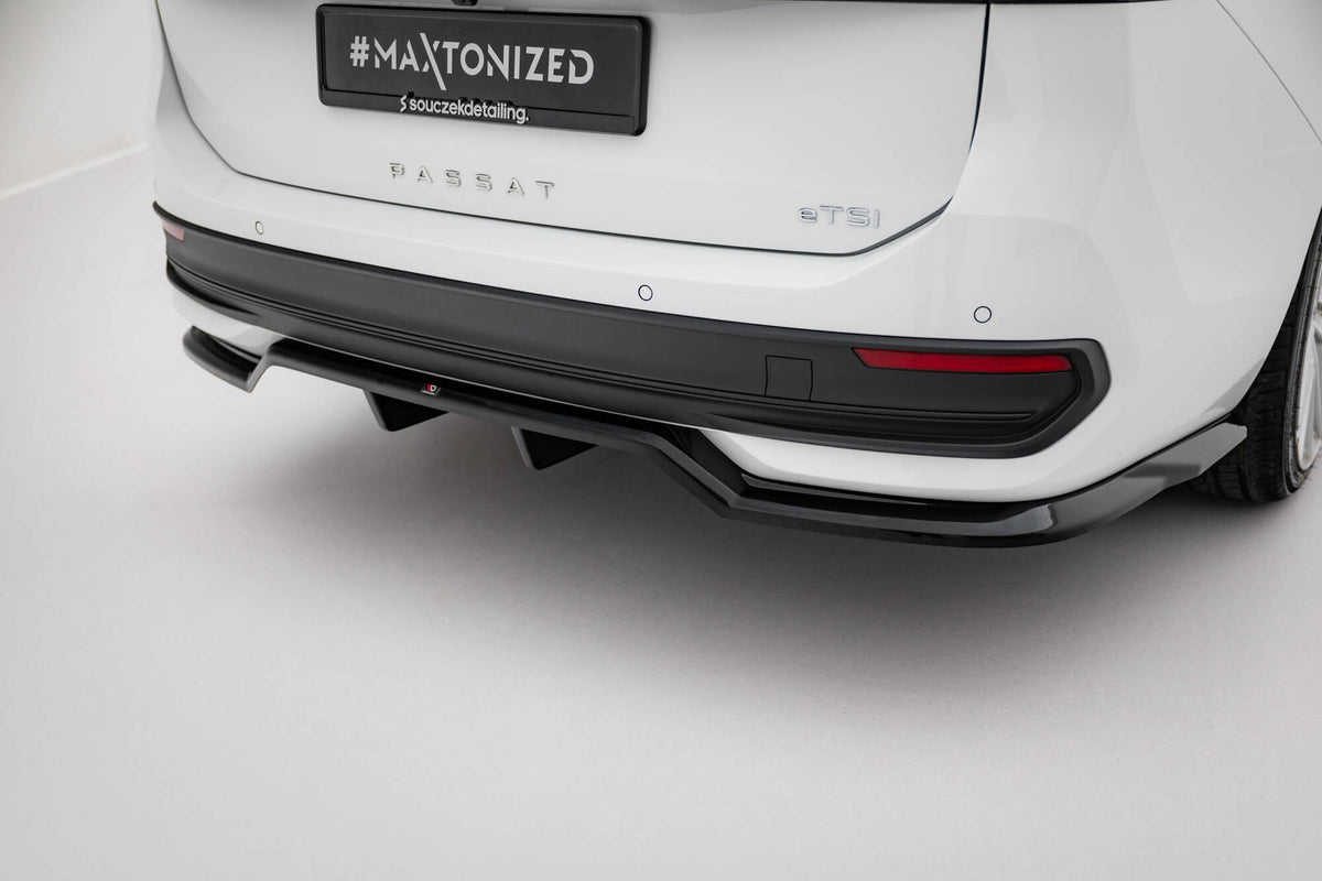 Street+ Mittlerer Diffusor RACE passend für VW Passat B9 schwarz Hochglanz – Ansicht 1