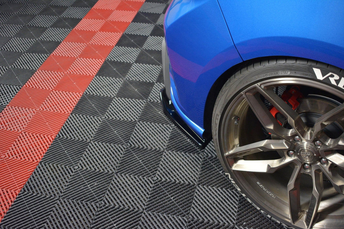 Heck Ansatz Flaps Diffusor V.2 passend für (Für heckansatz v.1) Ford Focus Hatchabck ST-Line schwarz Hochglanz – Ansicht 4