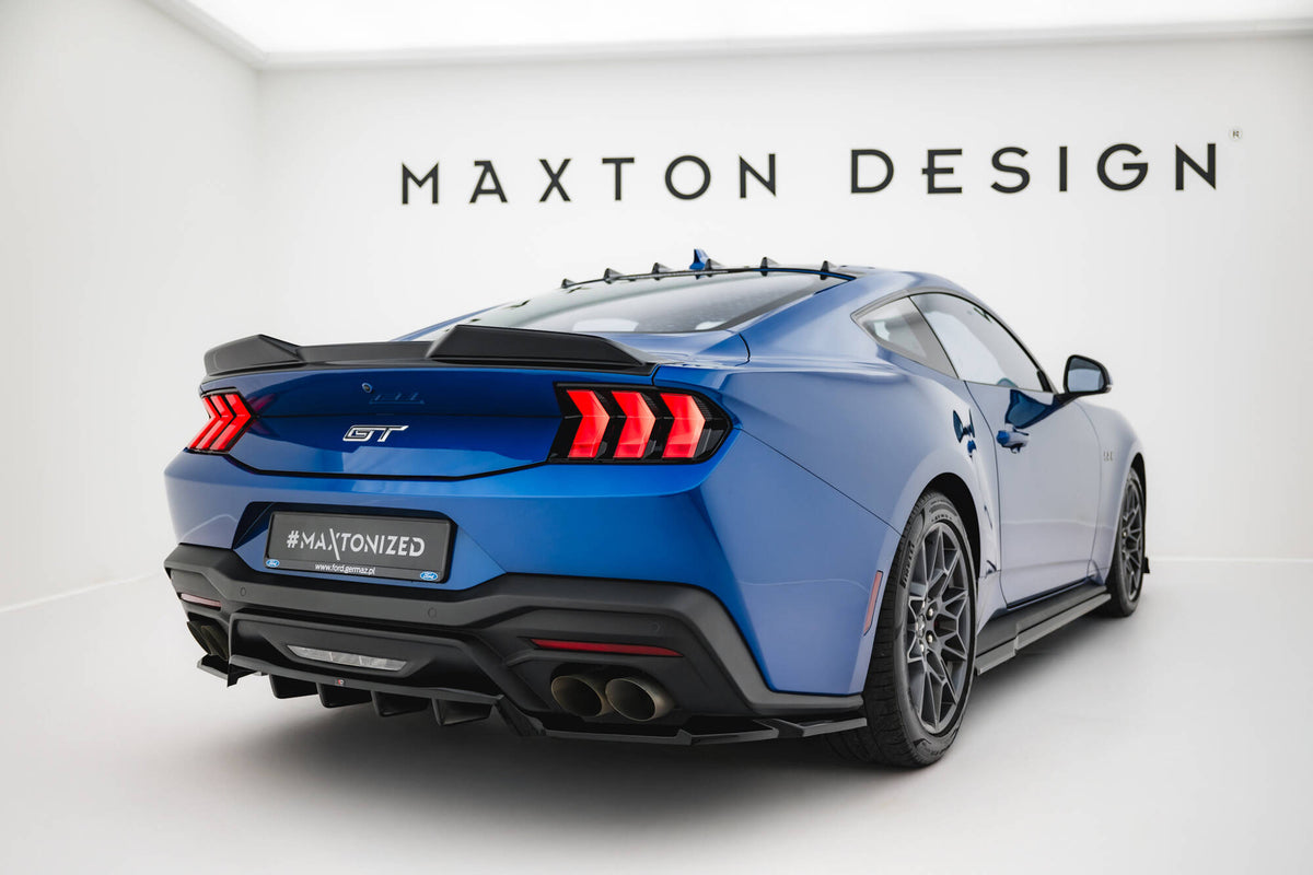 Street+ Mittlerer Diffusor RACE passend für Ford Mustang GT Mk7 schwarz Hochglanz – Ansicht 4
