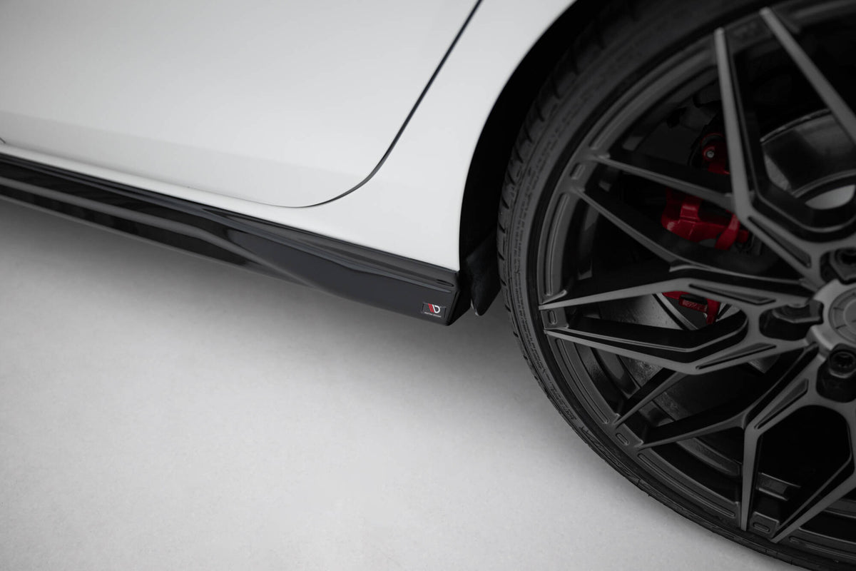 Street+ Seitenschweller Leisten passend für V.3 passend für VW Golf GTI / GTE / GTI Clubsport / GTD / R-Line Mk8 schwarz Hochglanz – Ansicht 3