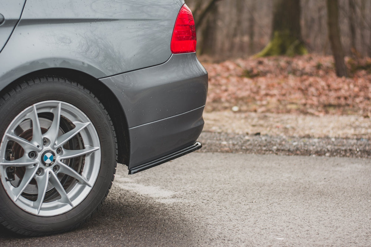 Heck Ansatz Flaps Diffusor passend für BMW 3er E91 Facelift schwarz Hochglanz – Ansicht 3