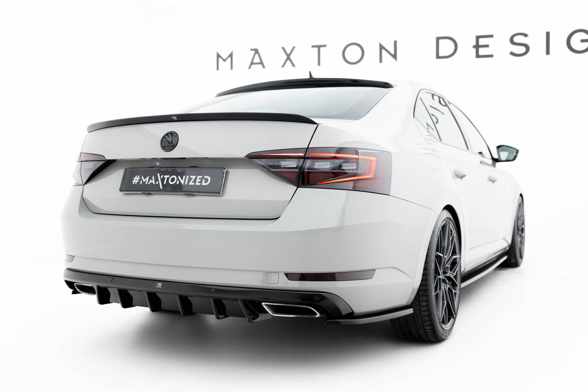 Heck Ansatz Flaps Diffusor V.3 passend für Skoda Superb Liftback / Combi Mk3 schwarz Hochglanz – Ansicht 1