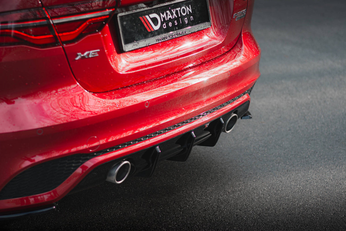 Diffusor Heck Ansatz passend für Jaguar XE R-Dynamic X760 Facelift schwarz Hochglanz – Ansicht 3