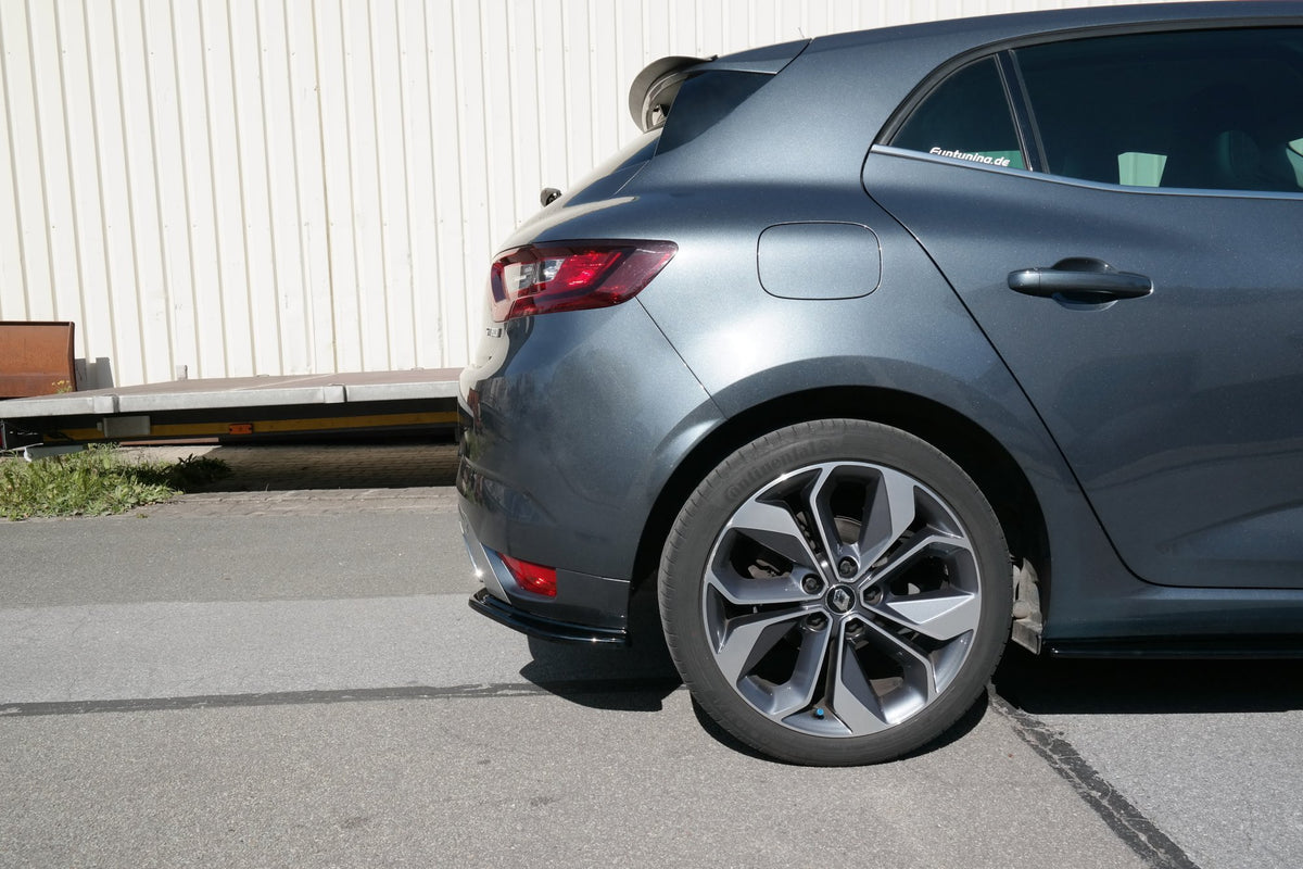 Heck Ansatz Flaps Diffusor passend für Renault Megane Mk.4 GT-Line schwarz Hochglanz – Ansicht 4