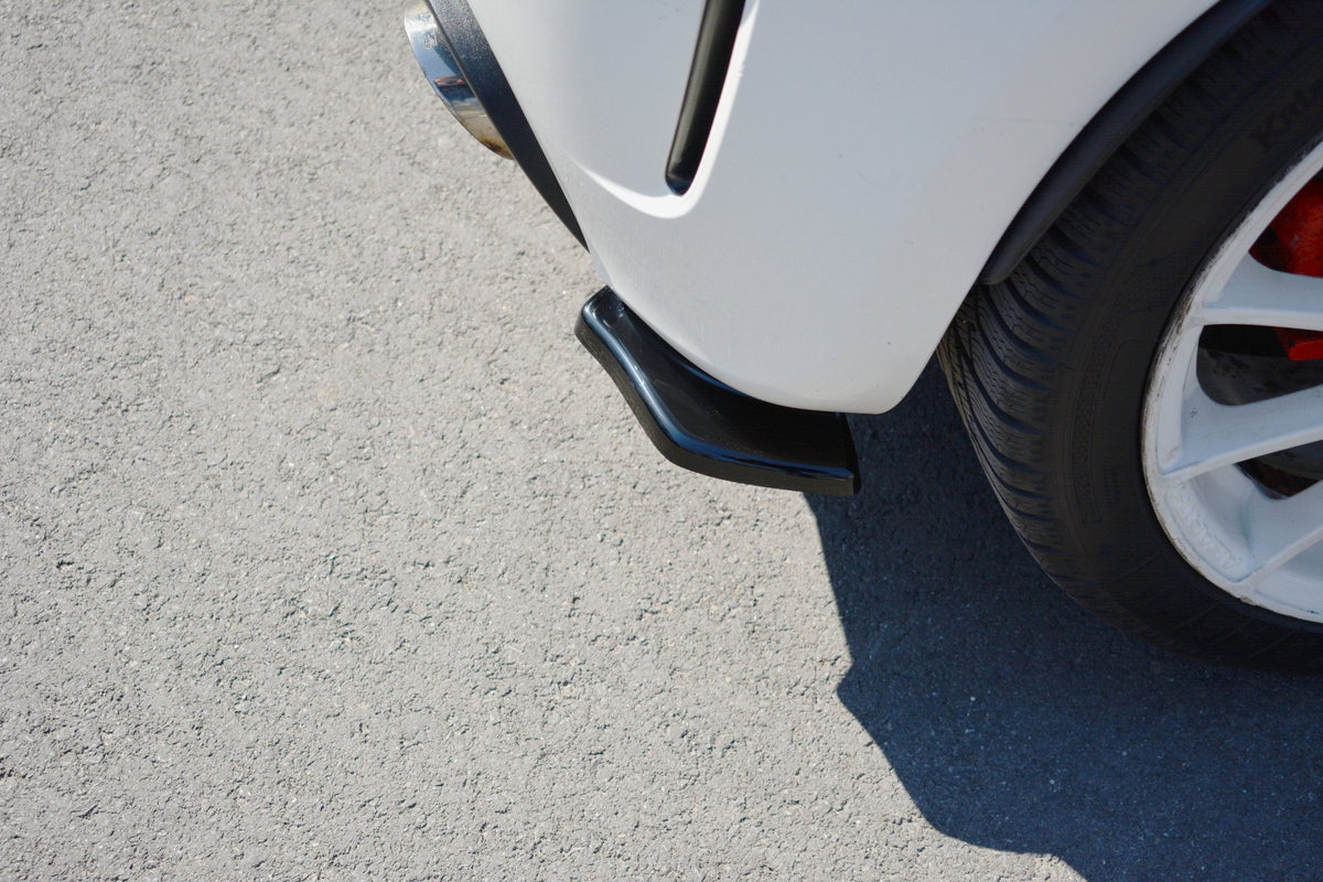 Heck Ansatz Flaps Diffusor passend für Abarth 500 Mk1 schwarz Hochglanz – Ansicht 4