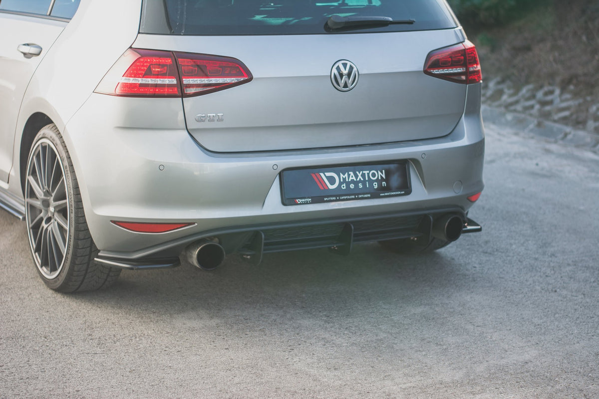 Heck Ansatz Flaps Diffusor V.2 passend für VW Golf 7 GTI  schwarz Hochglanz – Ansicht 4