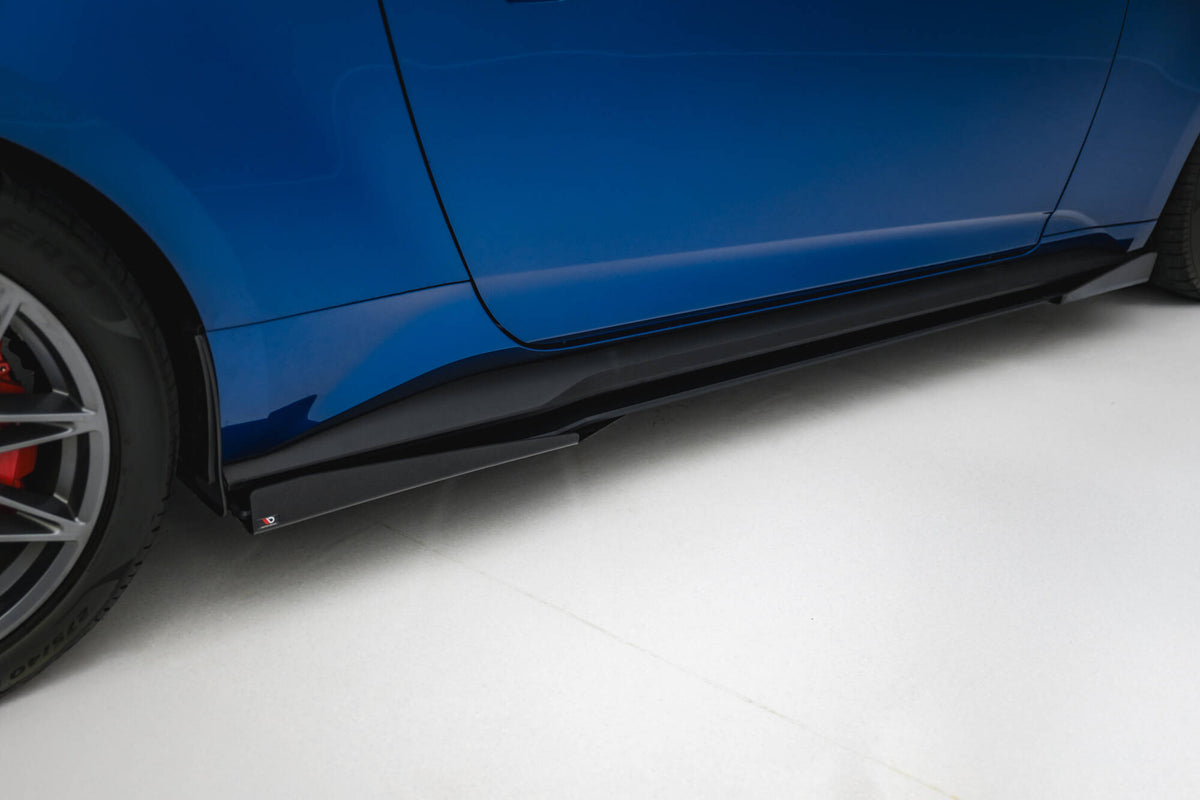 Street Pro Street+ Seitenschweller Leisten + Flaps passend für Ford Mustang Dark Horse Mk7 schwarz Hochglanz – Ansicht 1