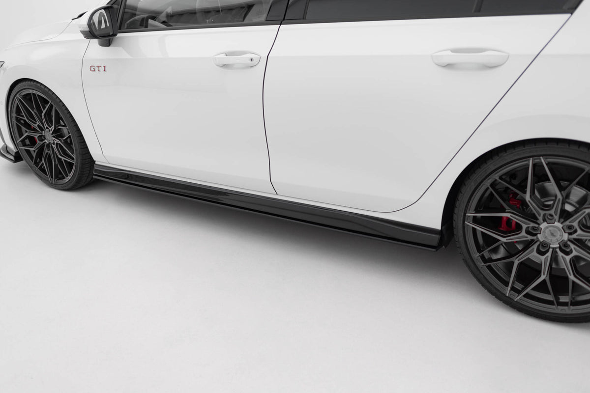 Street Pro Street+ Seitenschweller Leisten V.2 passend für VW Golf GTI / GTE / GTI Clubsport / R-Line Mk8 – Ansicht 4