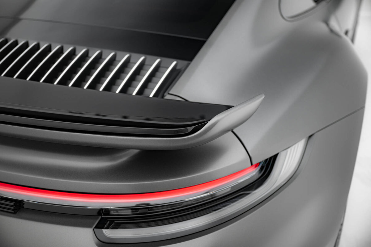 Heckspoiler Lippe Porsche 911 Turbo S Sport Package 992 schwarz Hochglanz – Ansicht 4