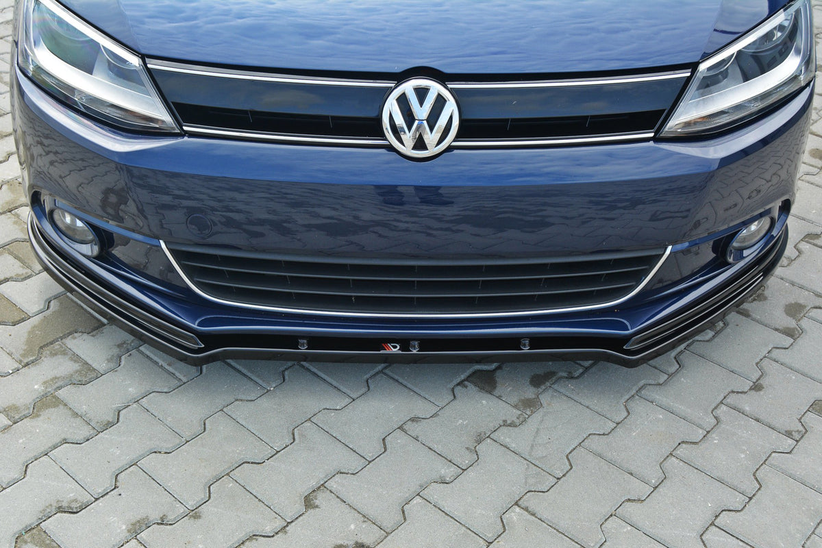 Street+ Spoilerlippe Front Ansatz V.1 passend für VW Jetta 6 schwarz Hochglanz – Ansicht 1