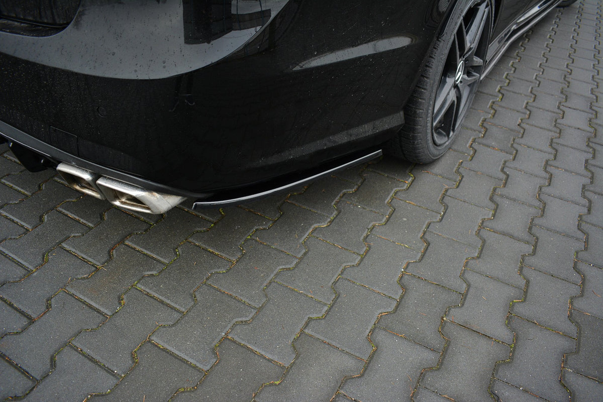 Heck Ansatz Flaps Diffusor passend für Mercedes-Benz E63 AMG W212  schwarz Hochglanz – Ansicht 3