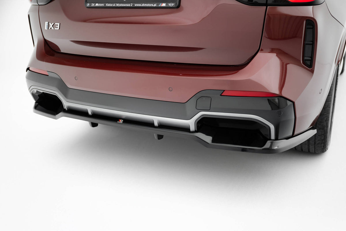 Street+ Mittlerer Diffusor RACE passend für BMW iX3 M-Paket G08 Facelift schwarz Hochglanz – Ansicht 3