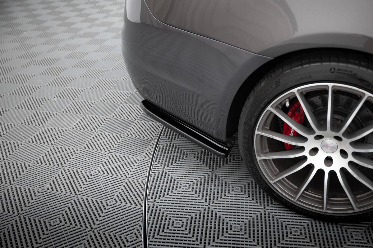 Heck Ansatz Flaps Diffusor passend für Maserati Quattroporte Mk6 schwarz Hochglanz – Ansicht 1