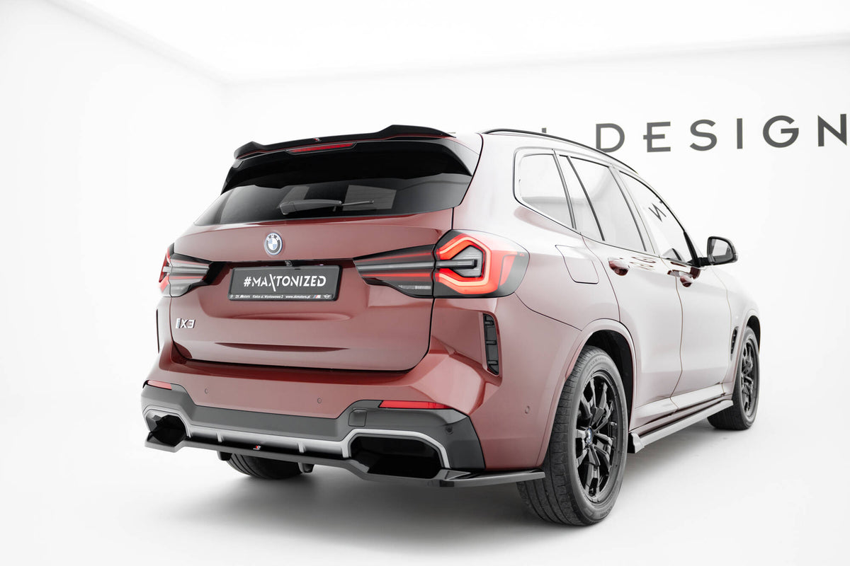 Street+ Mittlerer Diffusor RACE passend für BMW iX3 M-Paket G08 Facelift schwarz Hochglanz – Ansicht 1