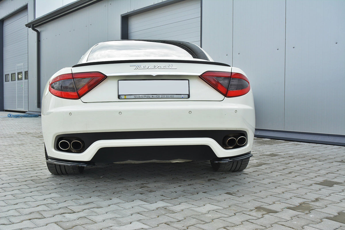 Heck Ansatz Flaps Diffusor passend für Maserati Granturismo Mk1 schwarz Hochglanz – Ansicht 1