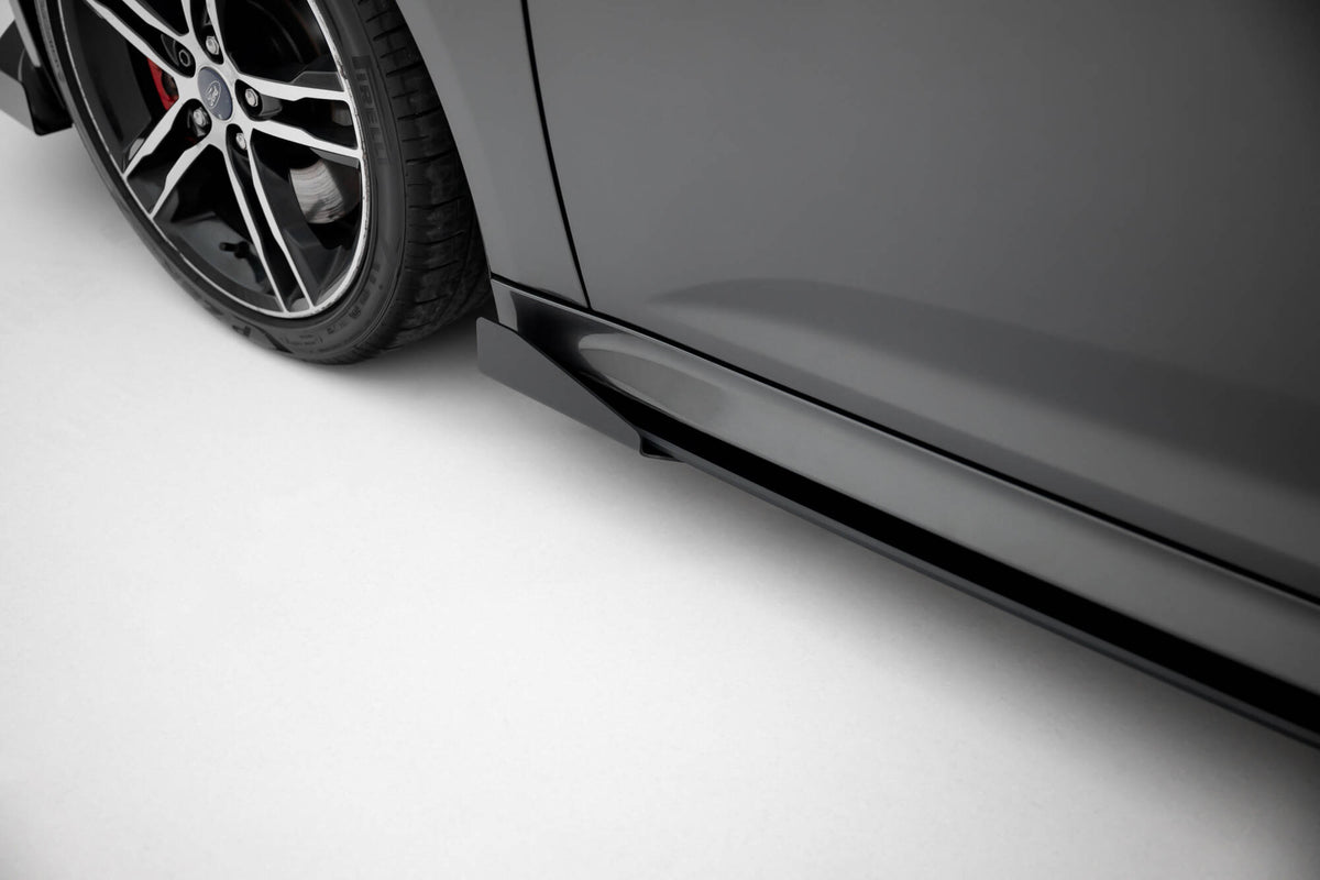 Seitenschweller Flaps passend für Ford Focus ST Mk3 Facelift schwarz Hochglanz – Ansicht 6