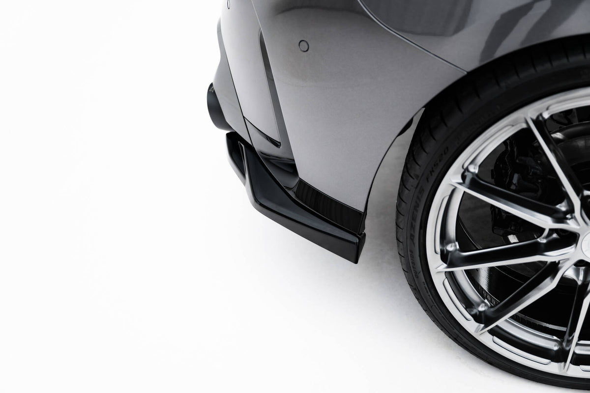 Heck Ansatz Flaps Diffusor V.5 passend für BMW M135i F70 schwarz Hochglanz – Ansicht 5