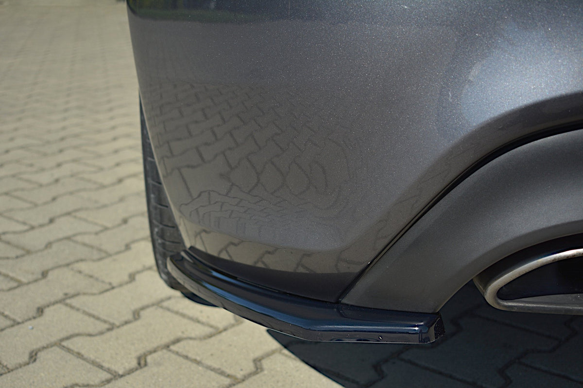 Heck Ansatz Flaps Diffusor passend für Hyundai Genesis Coupe Mk1 schwarz Hochglanz – Ansicht 3