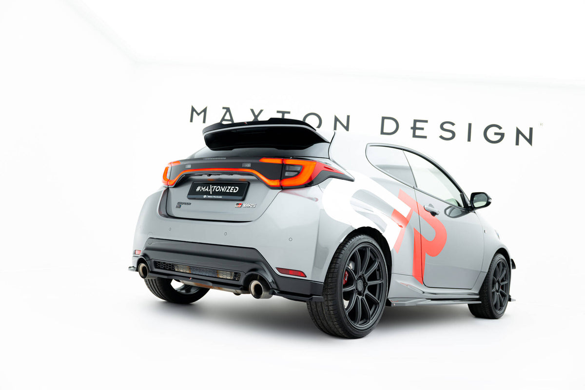 Heck Ansatz Flaps Diffusor V.1 passend für Toyota GR Yaris Mk4 Facelift schwarz Hochglanz – Ansicht 1