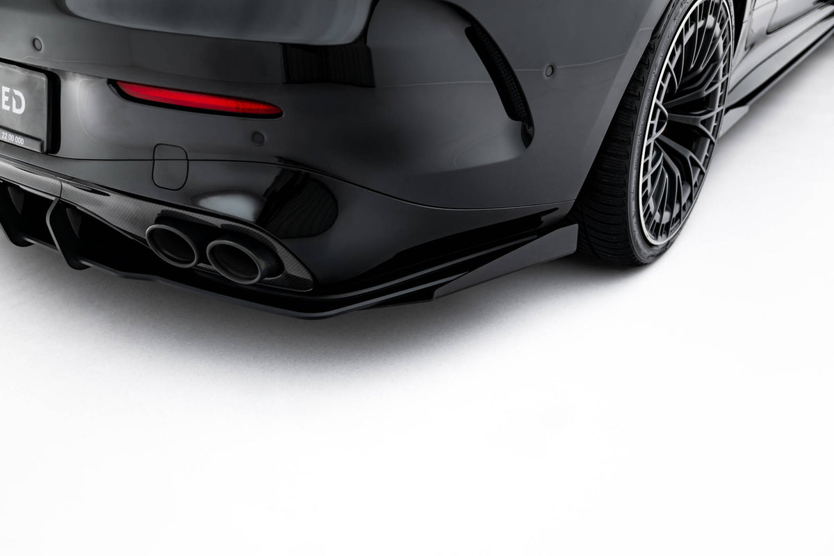 Hintere Seiten Flaps passend für Mercedes-AMG CLE 53 C236 schwarz Hochglanz – Ansicht 4