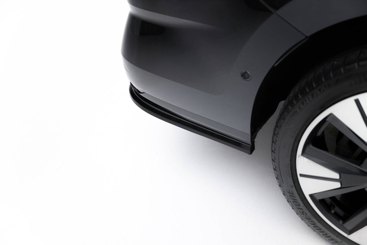 Street+ Mittlerer Diffusor RACE passend für VW Multivan Long T7 schwarz Hochglanz – Ansicht 5