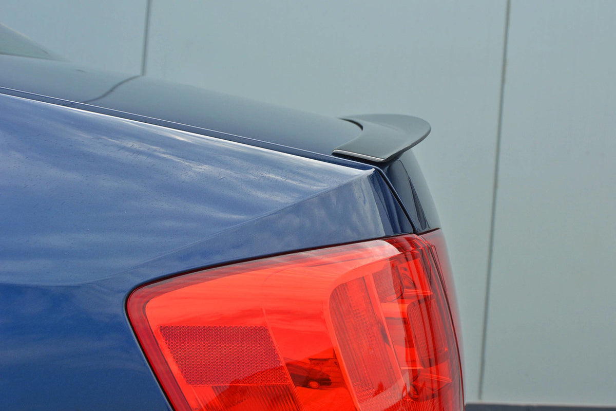 Heckspoiler Lippe VOLKSWAGEN JETTA MK6 SEDAN vor Facelift schwarz Hochglanz – Ansicht 3