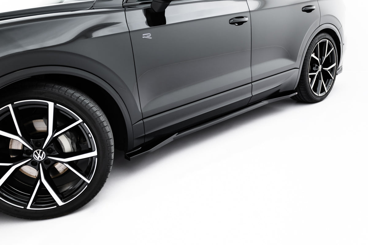 Street+ Seitenschweller Leisten passend für VW Touareg Elegance Mk3 Facelift schwarz Hochglanz – Ansicht 1