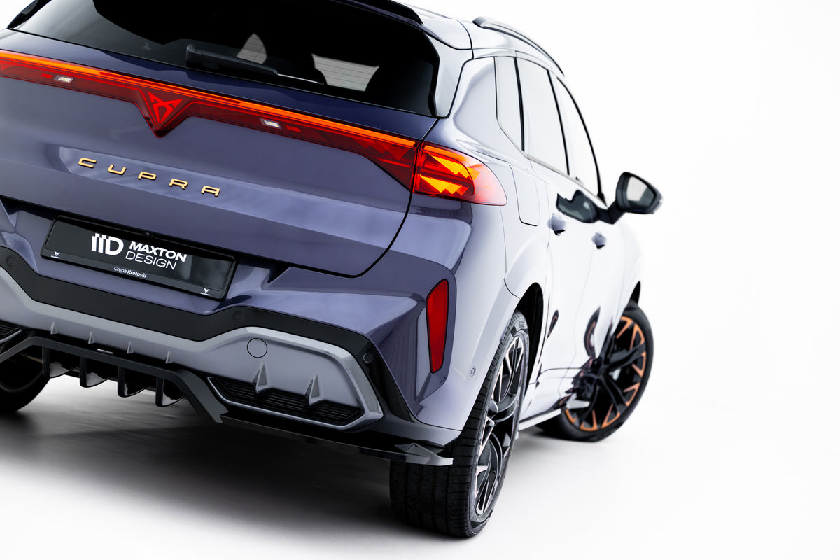 Street+ Mittlerer Diffusor RACE V.2 passend für Cupra Terramar Mk1 (Version ohne Anhängerkupplung) schwarz Hochglanz – Ansicht 4
