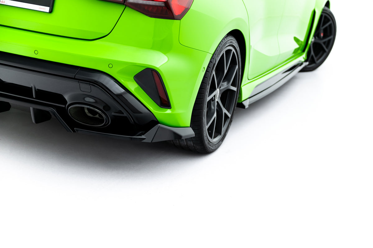 Street+ Mittlerer Diffusor RACE V.2 passend für Audi RS3 Sportback 8Y Facelift schwarz Hochglanz – Ansicht 5