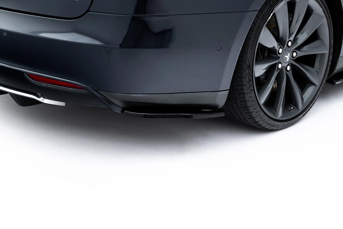 Heck Ansatz Flaps Diffusor V.2 passend für Tesla Model S Mk1 schwarz Hochglanz – Ansicht 3