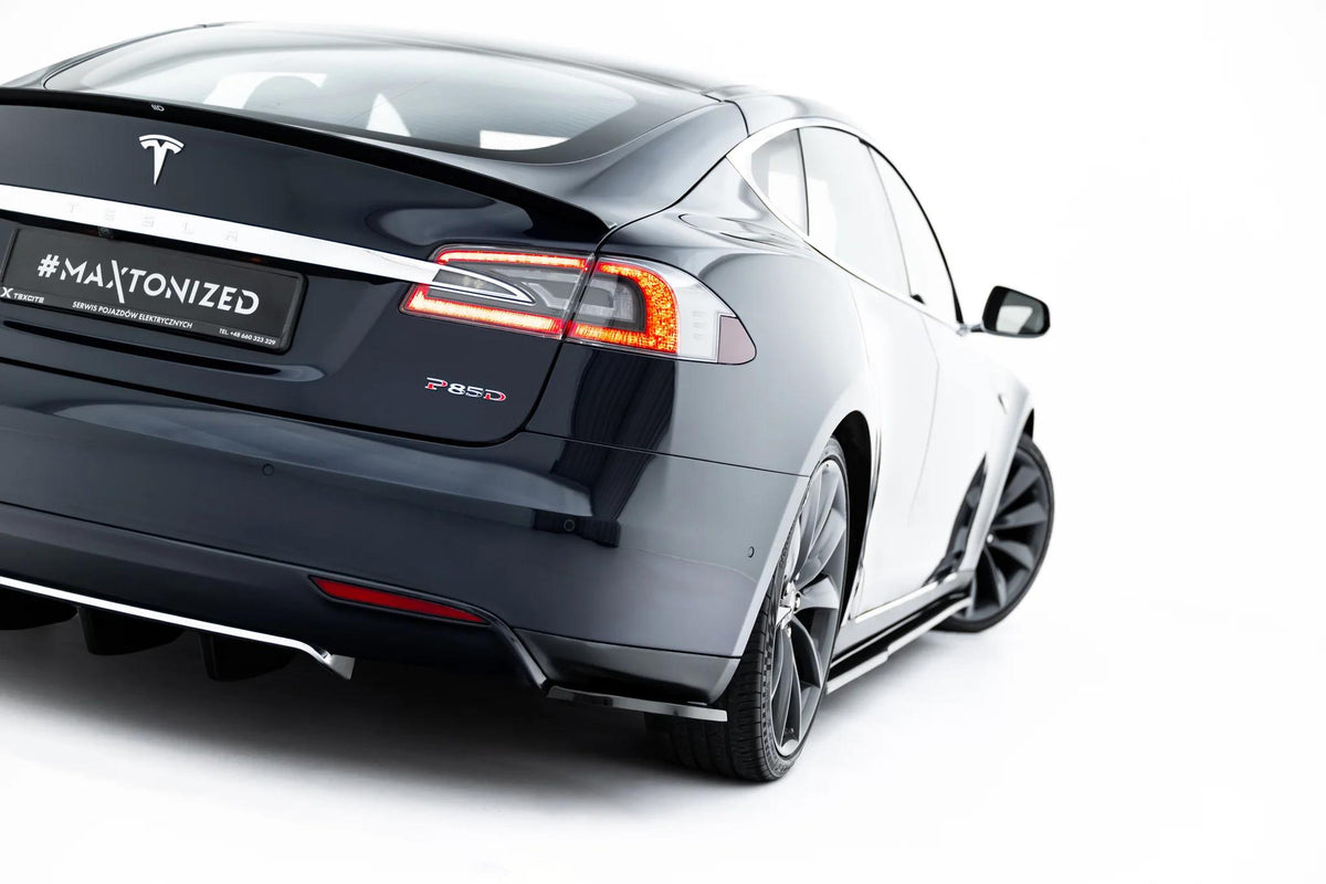 Heck Ansatz Flaps Diffusor V.2 passend für Tesla Model S Mk1 schwarz Hochglanz – Ansicht 1