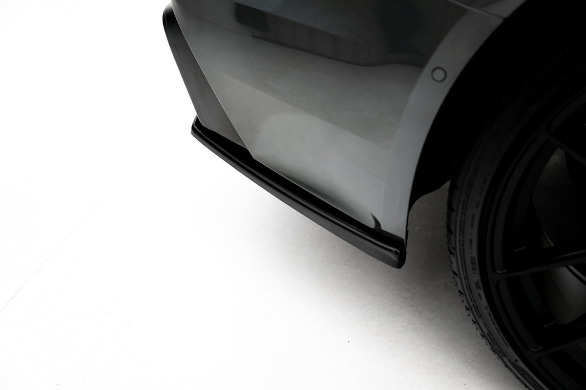 Heck Ansatz Flaps Diffusor V.2 passend für Audi RS6 C8 / C8 Facelift schwarz Hochglanz – Ansicht 1