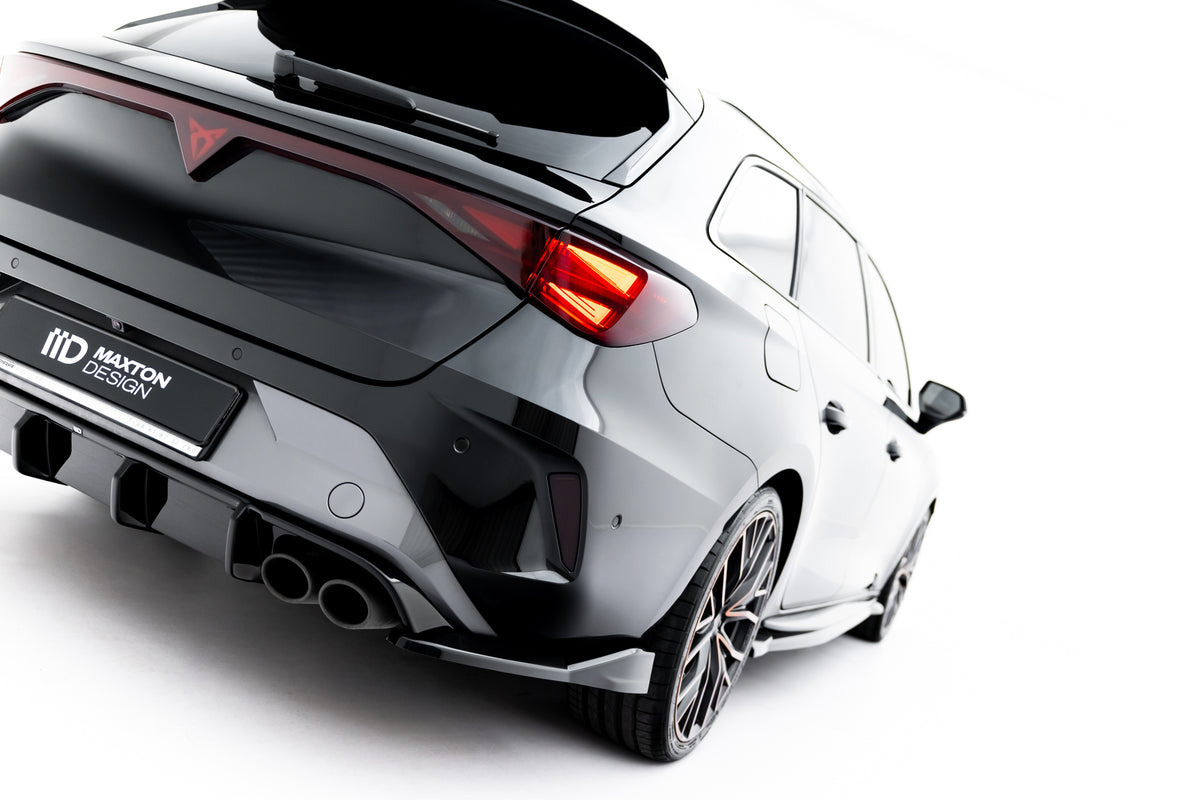 Heck Ansatz Flaps Diffusor V.6 passend für Cupra Leon ST Mk1 Facelift schwarz Hochglanz – Ansicht 3