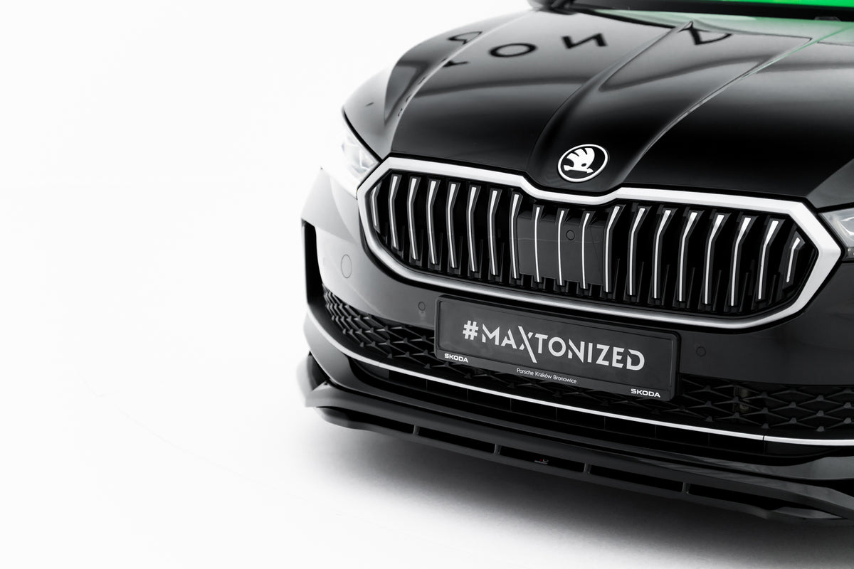 Street+ Spoilerlippe Front Ansatz V.1 passend für Skoda Superb Mk4 schwarz Hochglanz – Ansicht 4