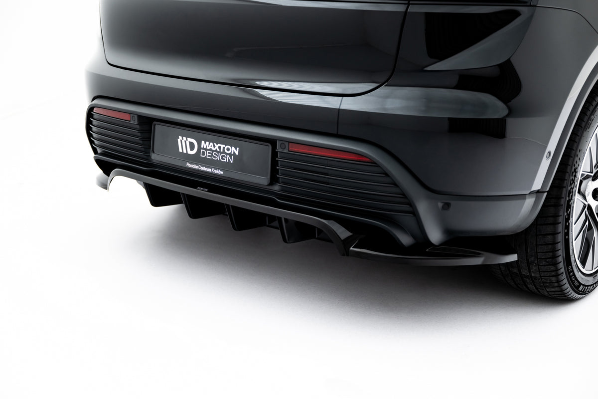 Street+ Mittlerer Diffusor RACE passend für Porsche Macan EV Mk1 schwarz Hochglanz – Ansicht 2