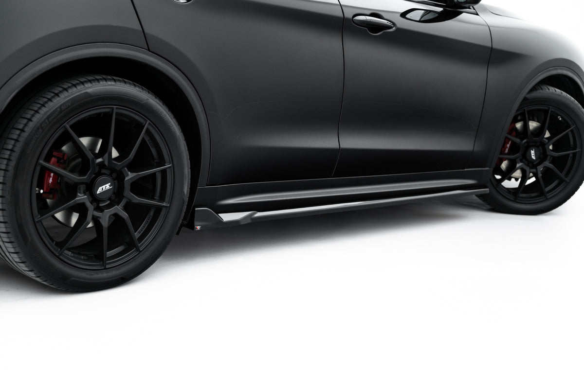 Street+ Seitenschweller Leisten V.2 passend für Alfa Romeo Stelvio Mk1 schwarz Hochglanz – Ansicht 4