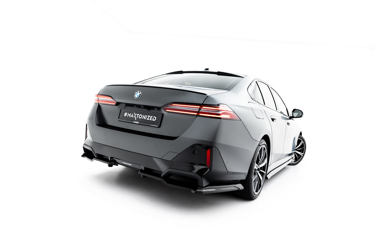 Heck Ansatz Flaps Diffusor V.1 passend für BMW 5er / i5 M-Paket Limousine / Touring G60 / G61 schwarz Hochglanz – Ansicht 7