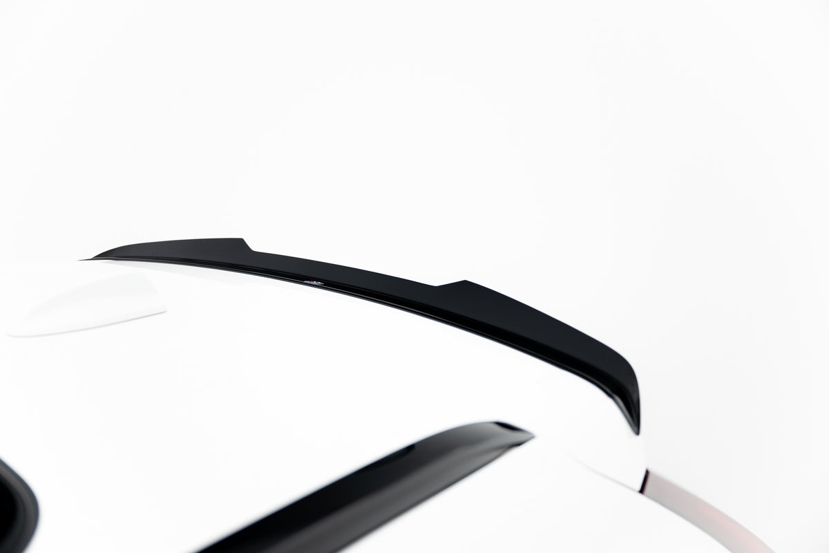 Heckspoiler Lippe Volvo XC60 Mk2 R-Design schwarz Hochglanz – Ansicht 4