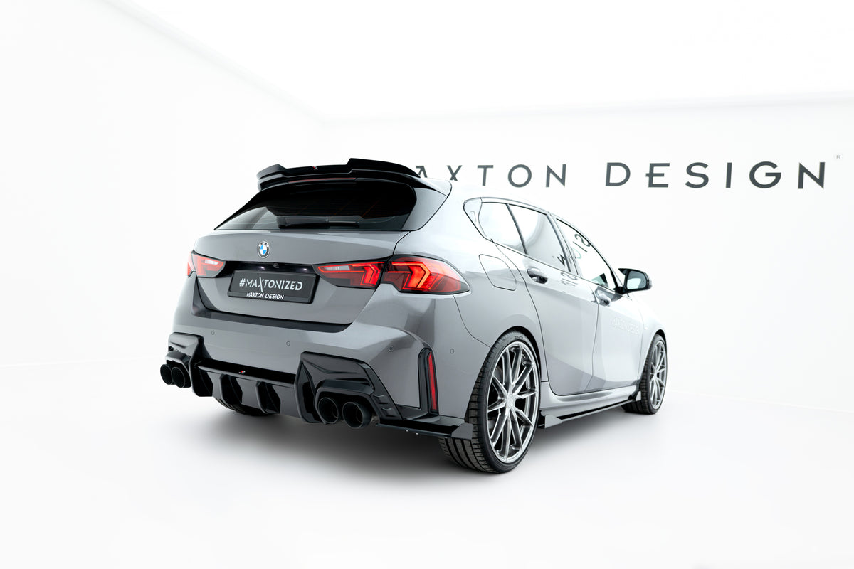 Hintere Seiten Flaps V.2 passend für BMW 1er M-Paket F70 schwarz Hochglanz – Ansicht 5