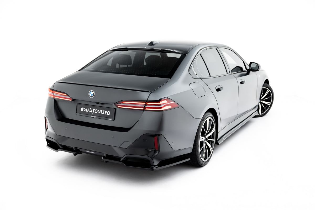 Heck Ansatz Flaps Diffusor V.2 passend für BMW 5er / i5 M-Paket Limousine / Touring G60 / G61 schwarz Hochglanz – Ansicht 2