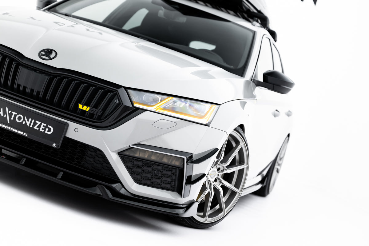 Street+ Spoilerlippe Front Ansatz V.5 passend für Skoda Octavia RS Mk4 schwarz Hochglanz – Ansicht 3