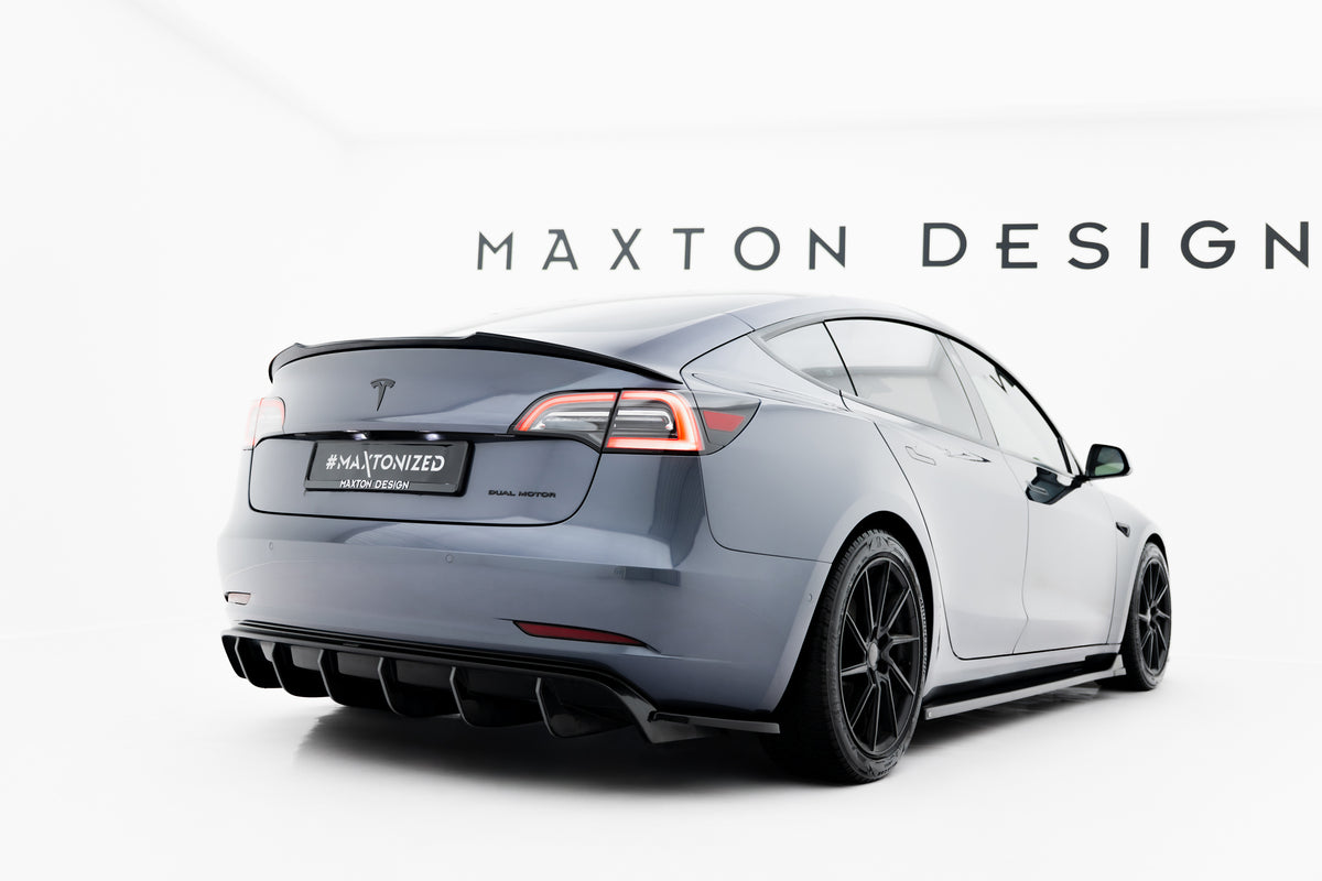 Heckspoiler Lippe Tesla Model 3 schwarz Hochglanz – Ansicht 1