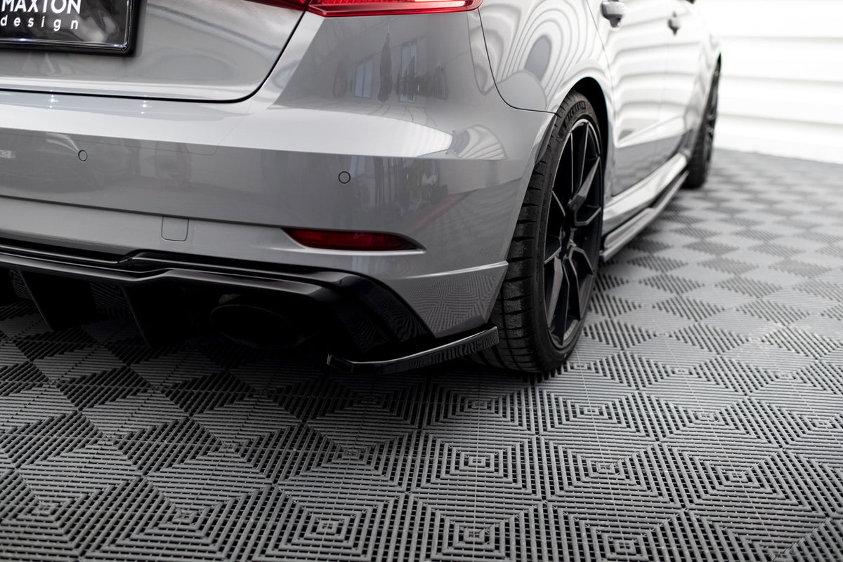 Heck Ansatz Flaps Diffusor V.2 passend für Audi RS3 8V Sportback Facelift schwarz Hochglanz – Ansicht 3
